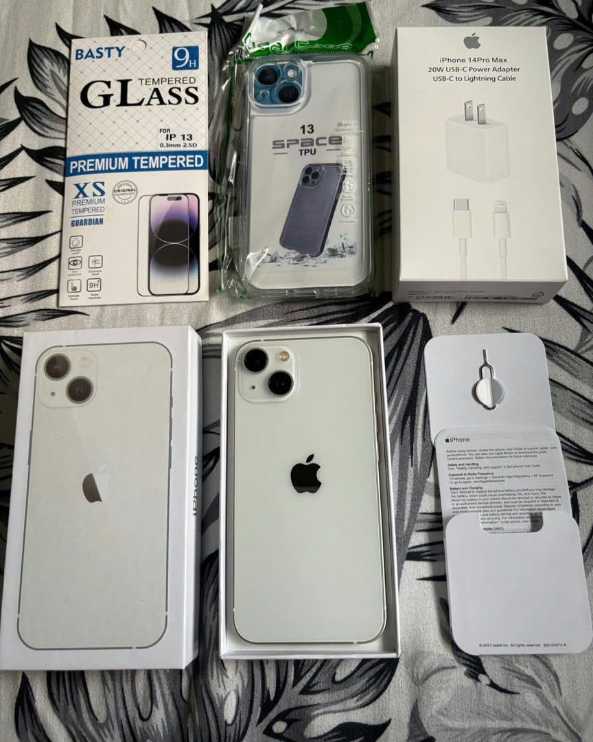 iPhone 13 • 128GB • Open for Installment (Category: iPhone 13 Series) located in Manila. Submitted by iphonepilipinas (Listing ID 1468504555, Image 2). Description: iPhone 13 128GB Starlight ₱12,000 only Pwede 10 gives or Installment No issue No dents No history of repair Local Variant NTC Approved Good as new Factory unlocked - any sim pwede Complete Package with Freebies .