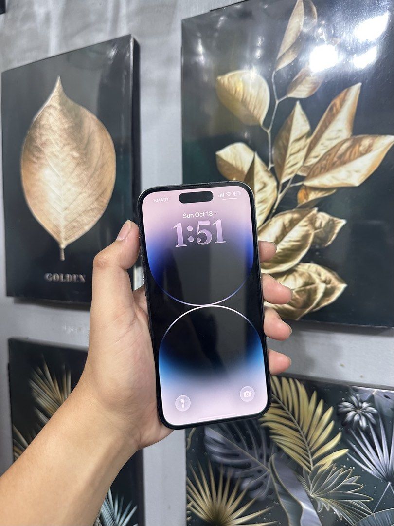 iPhone 14 Pro 256GB (Category: iPhone 14 Series) located in Manila. Submitted by Drewy (Listing ID 1468693071, Image 2). Description: For Sale 26k or Swap iPhone 14 Pro ( Deep Purple ) 256GB, Any Sim. NTC Approved 100BH, IOS 27.0 No Issue, Minor Scratches With Case Only Installed Tempered Glass.