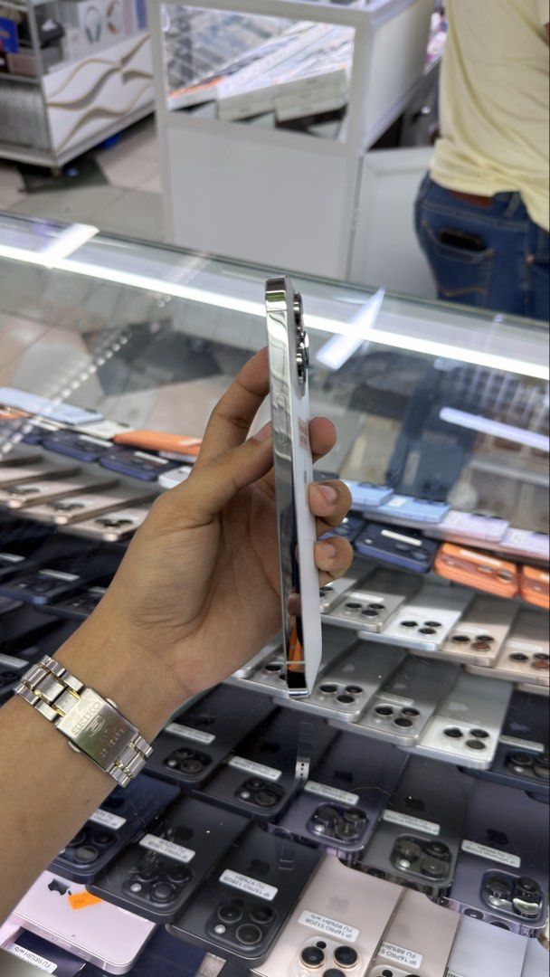 iPhone 14 Pro Max 256gb 96% BH Smart Locked NTC Approved (Category: Other Gadgets) located in Manila. Submitted by carimgadgets (Listing ID 1468679588, Image 2). Description: .