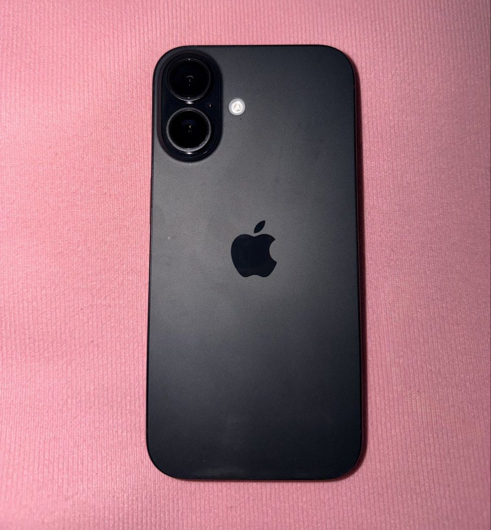 Iphone 16 (Category: iPhone 16 Series) located in Manila. Submitted by john.a. (Listing ID 1468553043, Image 2). Description: Model: Apple iPhone 16 Color: Black Storage: 256GB Display: 6.1-inch Super Retina XDR OLED Resolution: 2556 × 1179 pixels Processor: Apple A18 chip Rear Camera: 48MP Fusion + 12MP Ultra Wide Front Camera: 12MP TrueDepth Video: 4K Dolby Vision recording Battery: Up to 22 hours video playback Charging: USB-C, MagSafe and Qi2