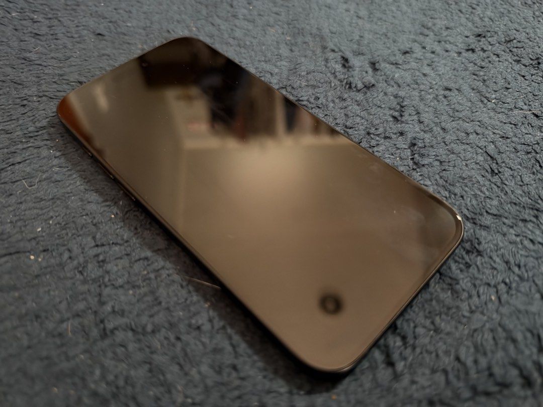 RUSH! IPHONE 16 plus 128gb Black + FREEBIES (Category: iPhone 16 Series) located in Antipolo. Submitted by djoseph1992 (Listing ID 1468533085, Image 3). Description: Iphone 16 plus 128gb black (bought June18 2025) battery life 86% with minor scratches Freebies are included worth of 20k RFS upgraded to 18pro.