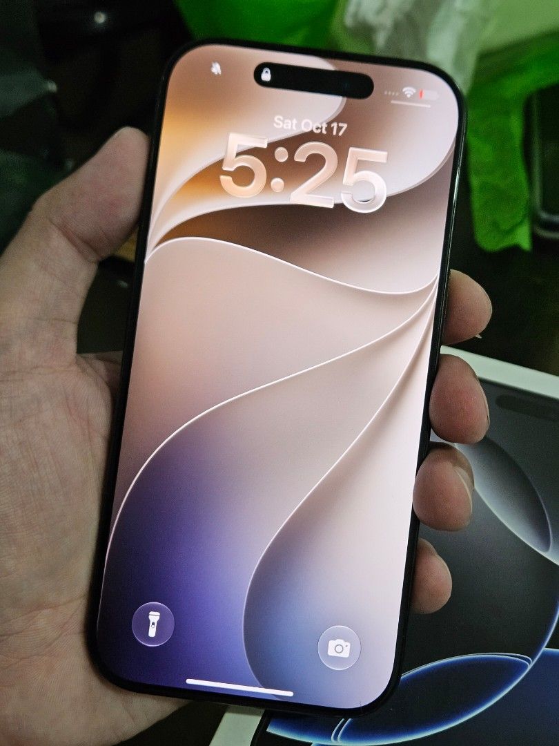 iPhone 16 Pro 128gb Smartlock (Category: iPhone 16 Series) located in Makati City. Submitted by noobmaster99 (Listing ID 1468634761, Image 2). Description: For sale iPhone 16 Pro 128gb Smartlock With box,usb c cord and cases Face id and true tone goods 91 battery health Slight dent scratch sa lower part No issue All working Pm.