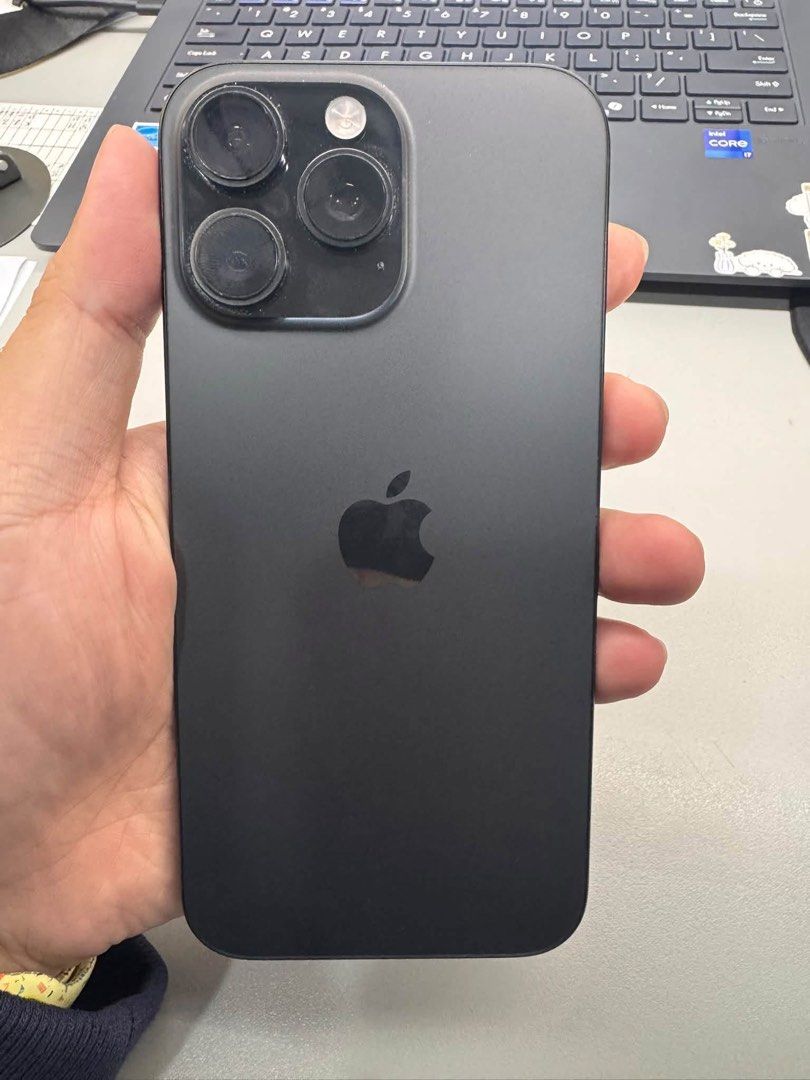 Iphone 16 Pro Maz (Category: iPhone 16 Series) located in Paranaque City. Submitted by anthonyyy16 (Listing ID 1468561507, Image 2). Description: Iphone 16 promax 256gb black 89% battery For sale Iphone 16 promax 256gb black - complete inclusion - no history of repair - no issue - battery health 89% - no dents / scratches - with free case RFS: Update.