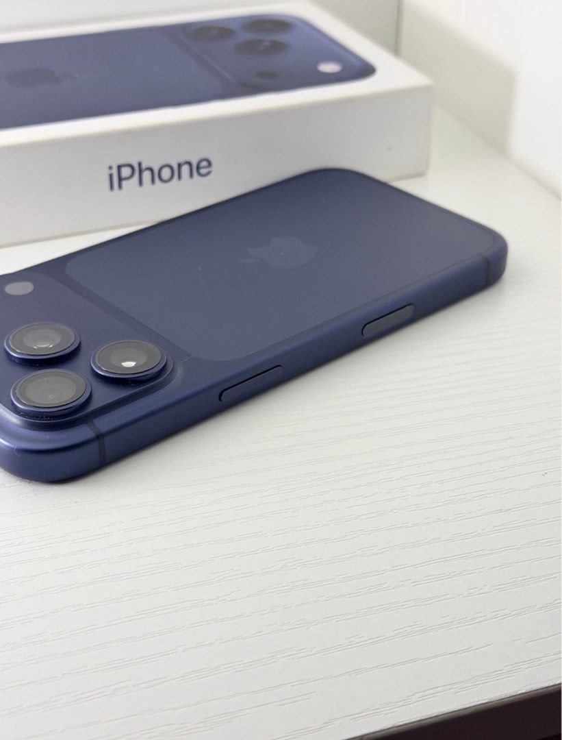 Iphone 17 pro 256gb! (Category: iPhone 17 Series) located in Manila. Submitted by raymart_agustin (Listing ID 1468695080, Image 2). Description: Hi since di napo sya nagagamit and aalis na po sa bansa i’ll try to sell my phone. Please wag na po sanang baratin. iPhone 17 Pro - Deep Blue • 256GB • Factory Unlocked | No Sim Restrictions • NTC Approved | Local Purchased • Physical SIM and E-SIM ready • 95% Battery Health | 255 CC • Under warranty unt