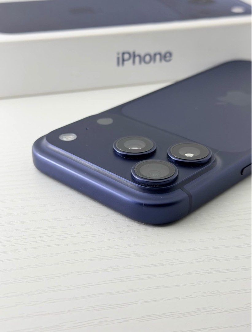 Iphone 17 pro 256gb! (Category: iPhone 17 Series) located in Manila. Submitted by raymart_agustin (Listing ID 1468695080, Image 3). Description: Hi since di napo sya nagagamit and aalis na po sa bansa i’ll try to sell my phone. Please wag na po sanang baratin. iPhone 17 Pro - Deep Blue • 256GB • Factory Unlocked | No Sim Restrictions • NTC Approved | Local Purchased • Physical SIM and E-SIM ready • 95% Battery Health | 255 CC • Under warranty unt