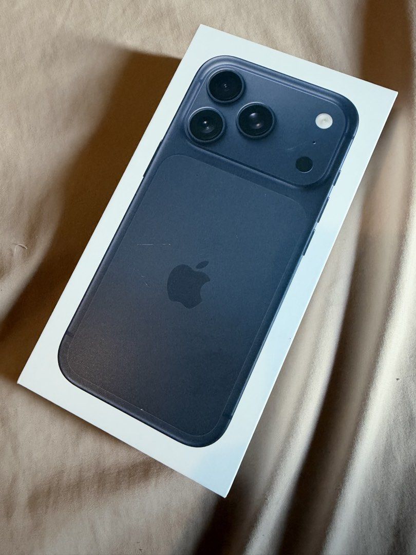 iPhone 17 Pro 256GB Deep Blue | ONLY 4 CYCLE COUNT| Complete w/ Receipt (Category: iPhone 17 Series) located in Makati City. Submitted by carlsenson (Listing ID 1468501753, Image 3). Description: iPhone 17 Pro 256GB Deep Blue | ONLY 4 CYCLE COUNT | Complete w/ Receipt Price: ₱64,990 - Negotiable Bought from Power Mac Center on September 27, 2026 Reason for sale: Upgrade The phone is in excellent, near-brand-new condition and has been used with a 