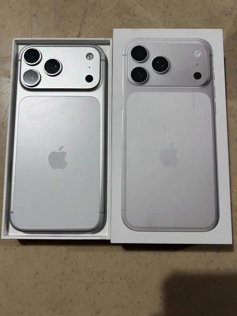 IPHONE 17 PRO MAX 512 GB (Category: iPhone 17 Series) located in Quezon City. Submitted by thessyang (Listing ID 1468601331, Image 1). Description: IPHONE 17 PRO MAX 512GB LIKE NEW LOW CC 100% BATTERY HEALTH WITH BOX NO ISSUE W/ WARRANTY POWER MAC KINDLY TEXT ME NALANG PO, HINDI NA MAKAREPLY SA CAROUSELL SINCE NAABOT NA YUNG QUOTA FOR REPLYS RFS: UPGRADE.