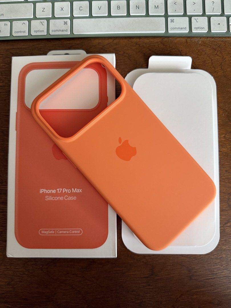 iPhone 17 Pro Max / 18 Pro Max Silicone MagSafe Case Cover [Orange] (Category: Cases & Sleeves) located in Manila. Submitted by razelysonn (Listing ID 1468559945, Image 3). Description: Tempered also available pm me :) .