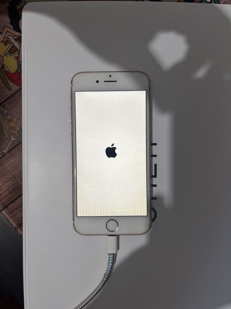 iPhone 6s (Category: iPhone 6 Series) located in Pasig City. Submitted by truebear_1985 (Listing ID 1468546536, Image 3). Description: Defective IPhone 6s - Really old and been shelved for long time - Defective Home Slide - Unit Only (No Box and Cable) - Still operable (see photos) Good for people who wants to salvage parts of the unit .