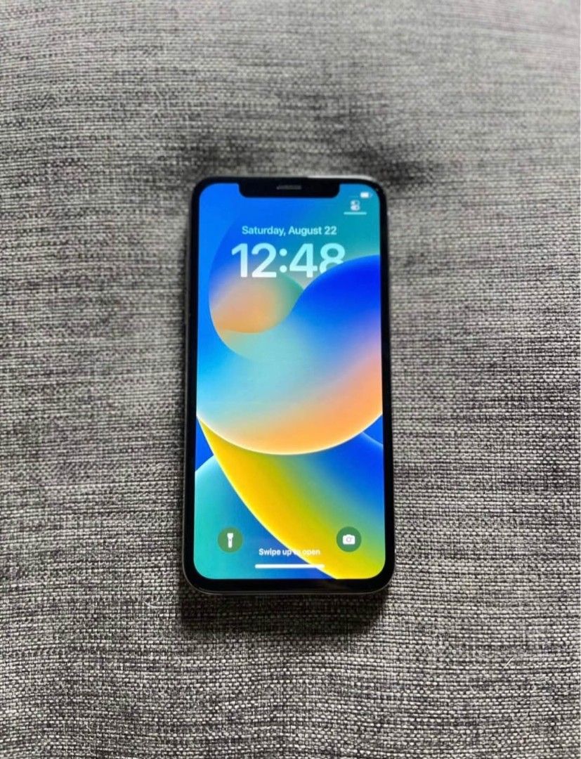 Iphone x (Category: iPhone X Series) located in Quezon City. Submitted by jhayjaz08 (Listing ID 1468578347, Image 1). Description: Iphone X rush unit only smooth 100 %batt health very good condition no face id 4k only rush.