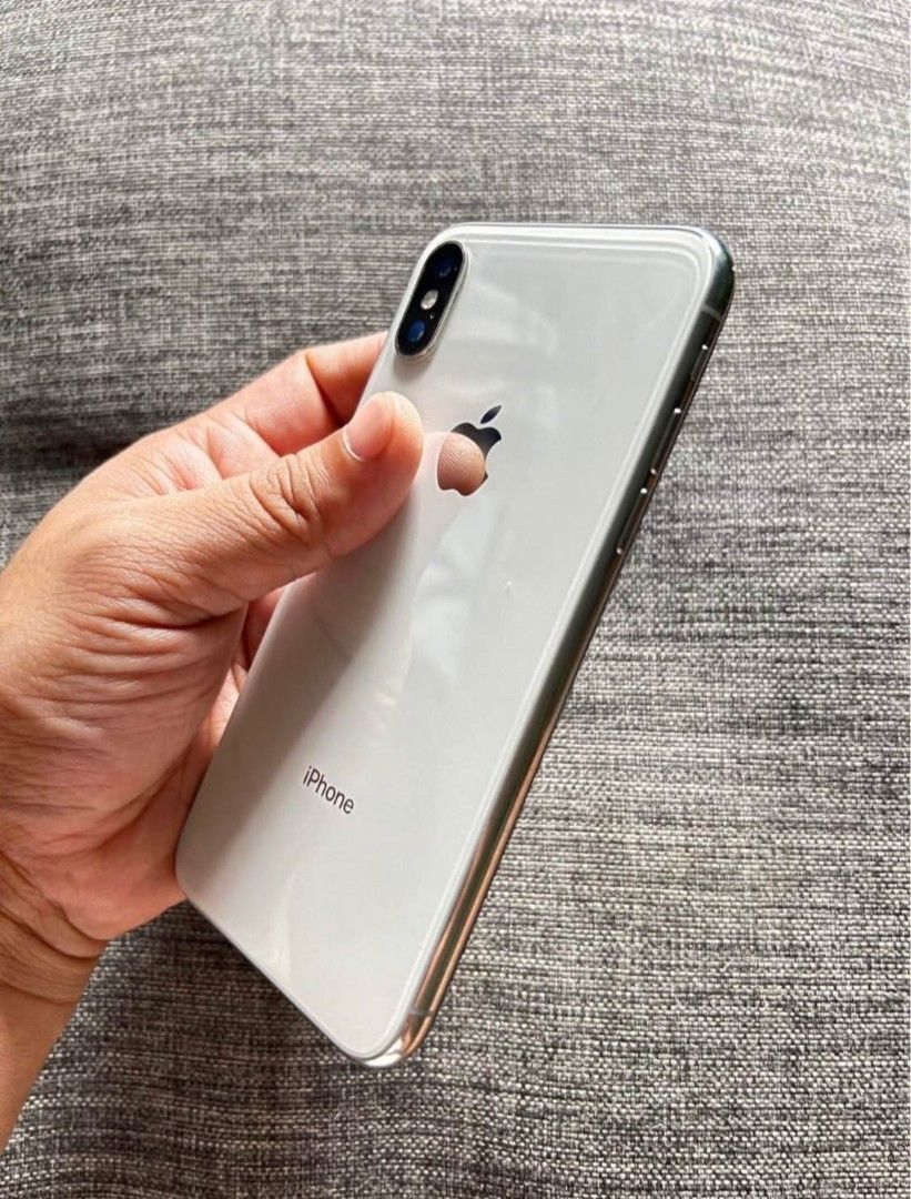 Iphone x (Category: iPhone X Series) located in Quezon City. Submitted by jhayjaz08 (Listing ID 1468578347, Image 2). Description: Iphone X rush unit only smooth 100 %batt health very good condition no face id 4k only rush.