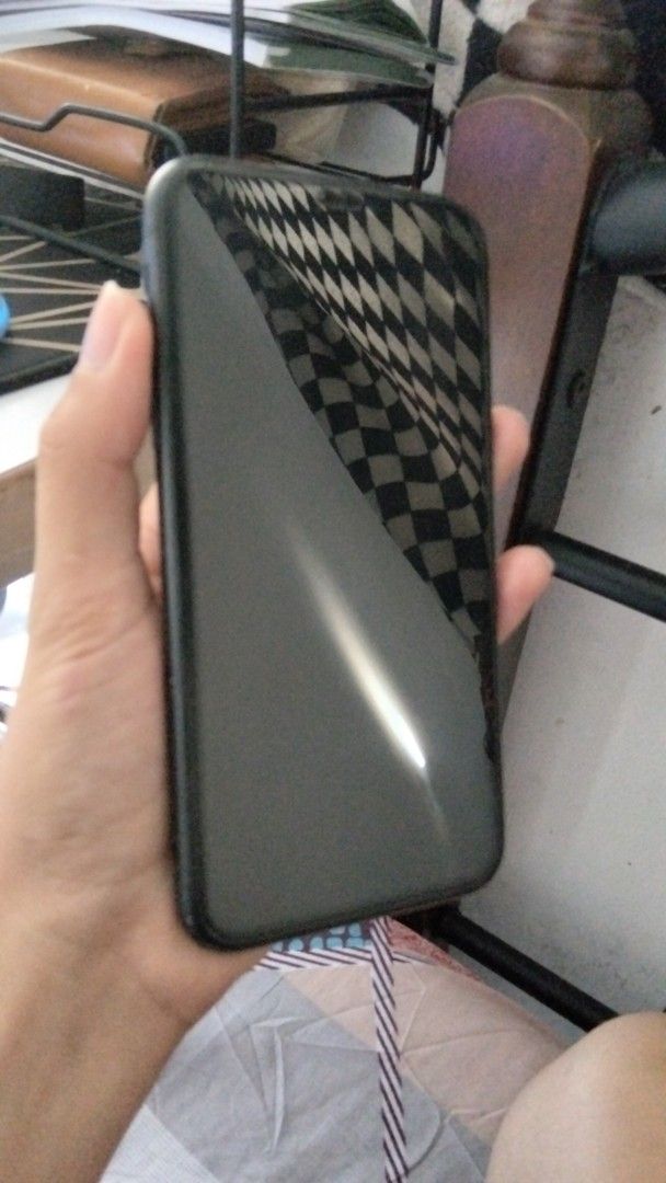 iPhone XR 128GB - Black (Category: iPhone X Series) located in Paranaque City. Submitted by rjaymagdael (Listing ID 1468505753, Image 3). Description: 📱 Apple iPhone XR – 128GB | Black - Model: Apple iPhone XR - Color: Black - Storage: 128GB - iOS Version: 18.4.1 - Battery Health: 74% (supports normal peak performance) - Condition: Pre-owned, well-maintained exterior - Location: Pasay City, near MOA ✨ Details: - LCD and charging board have been 