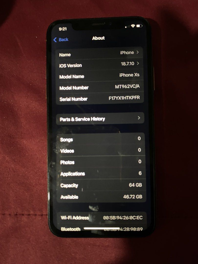 Iphone Xs (Category: iPhone X Series) located in Pasig City. Submitted by spidegoey (Listing ID 1468683921, Image 3). Description: Iphone Xs 64gb 5400 nego Color Gold No issuee 76bh Truetone Working Face Id Working Unli Reset .