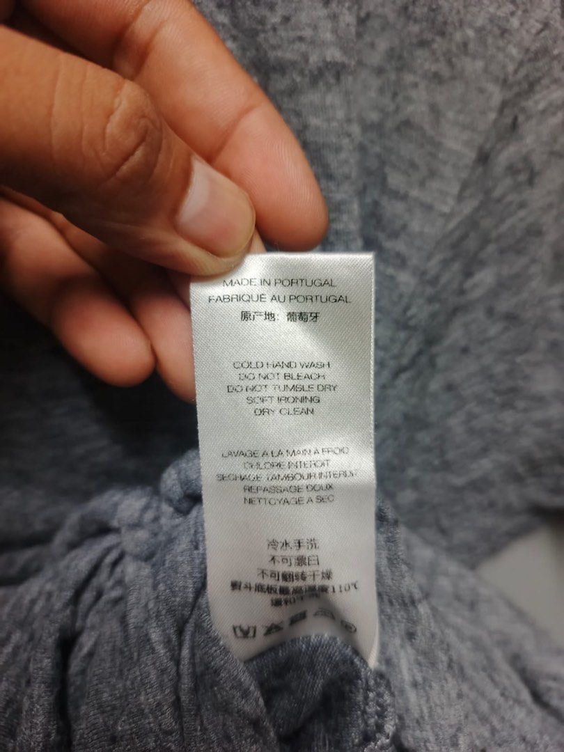 IRO (Category: Blouses) located in Dasmarinas. Submitted by jessputrages (Listing ID 1468542815, Image 3). Description: For sale Iro Excellent condition No issue 700 plus shipping fee Pm for more details.