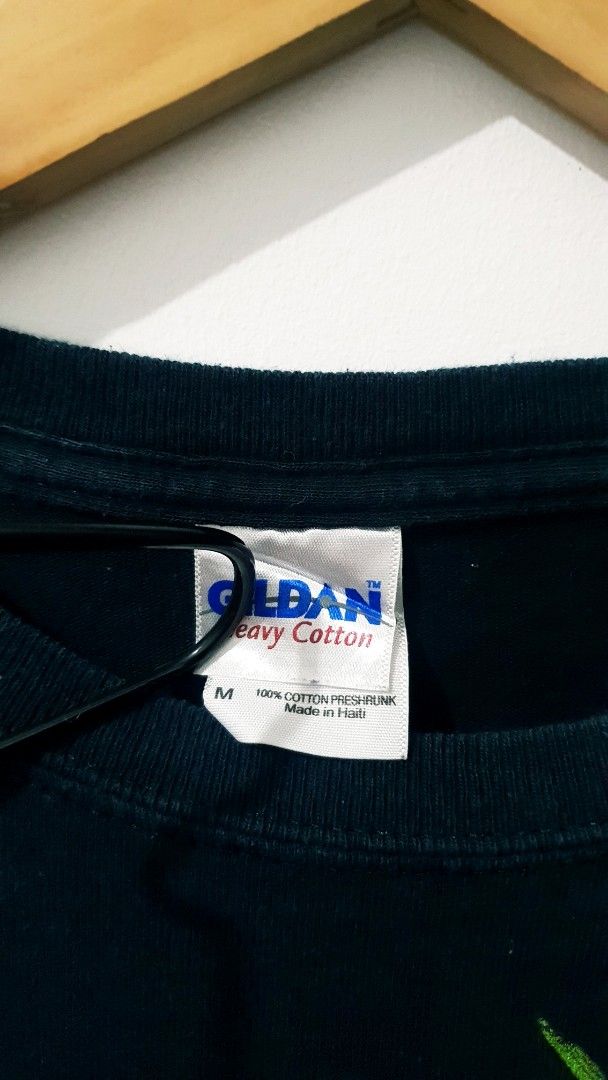 It's 5 O'Clock Somewhere Margarita Dream (Category: Tshirts & Polo Shirts ) located in Taguig. Submitted by wethrifting2021 (Listing ID 1468662875, Image 3). Description: Item: Its 5 Oclock Somewhere (Margarita Dream)🔥 Size: Gildan Heavy Cotton (M) Width: 19.5 Length: 26 Condition: Excellent Issue: Crack print, Paint stain on back SWIPE MORE DETAILS. DM to purchase 📩.