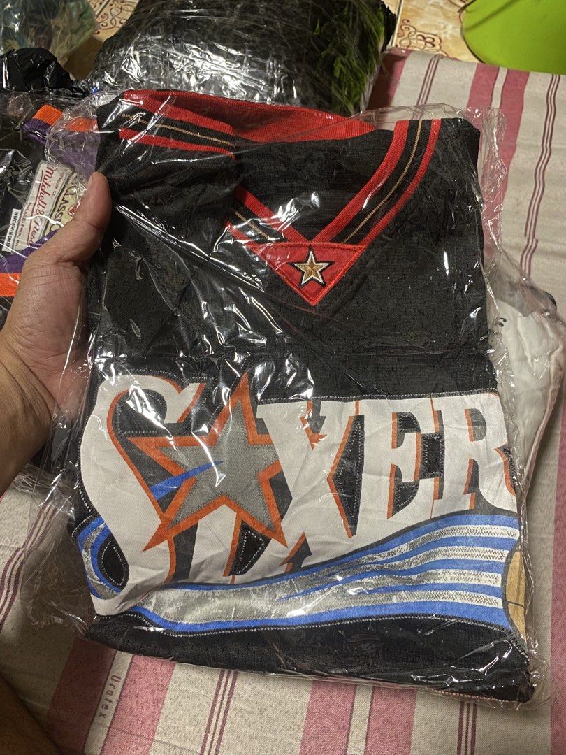 Iverson Jersey (Category: Activewear) located in Navotas City. Submitted by bayxsell (Listing ID 1468661449, Image 1). Description: ‼️WTS ADIDAS SWING MAN IVERSON SIXERS ▪️ PRICE 1,300 ▪️ DIMES w21 L29-31 ▪️GCASH PAYMENT ▪️PASS TO COD ▪️DELIVERY-LALAMOVE ▪️SHIPPING -J&T 📍 LOCATION -NAVOTAS CITY MANILA 📩 DM ME IF INTERESTED.