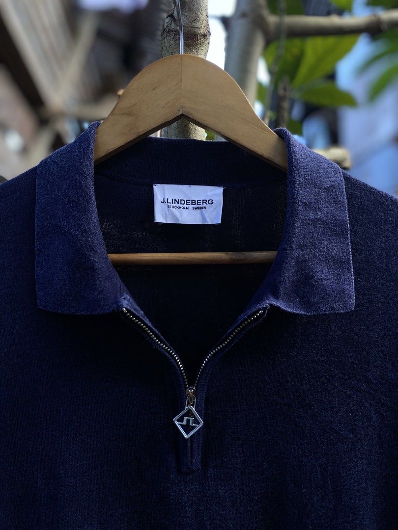 J Lindeberg Knit Polo shirt (Category: Tshirts & Polo Shirts ) located in Cagwait. Submitted by roundsociety_ph (Listing ID 1468570472, Image 2). Description: .