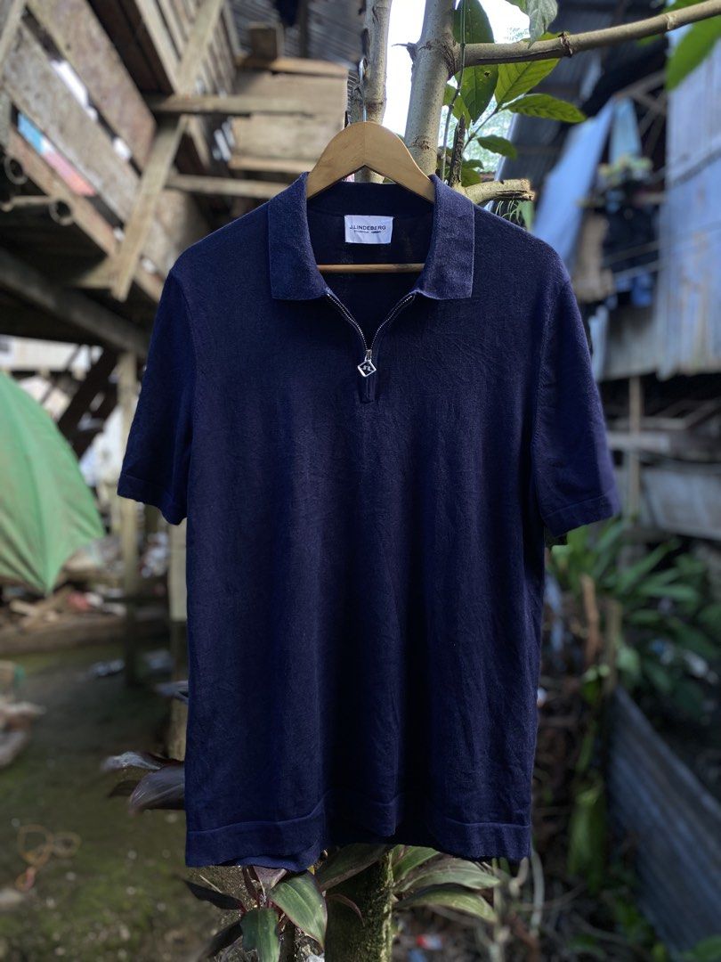 J Lindeberg Knit Polo shirt (Category: Tshirts & Polo Shirts ) located in Cagwait. Submitted by roundsociety_ph (Listing ID 1468570472, Image 1). Description: .