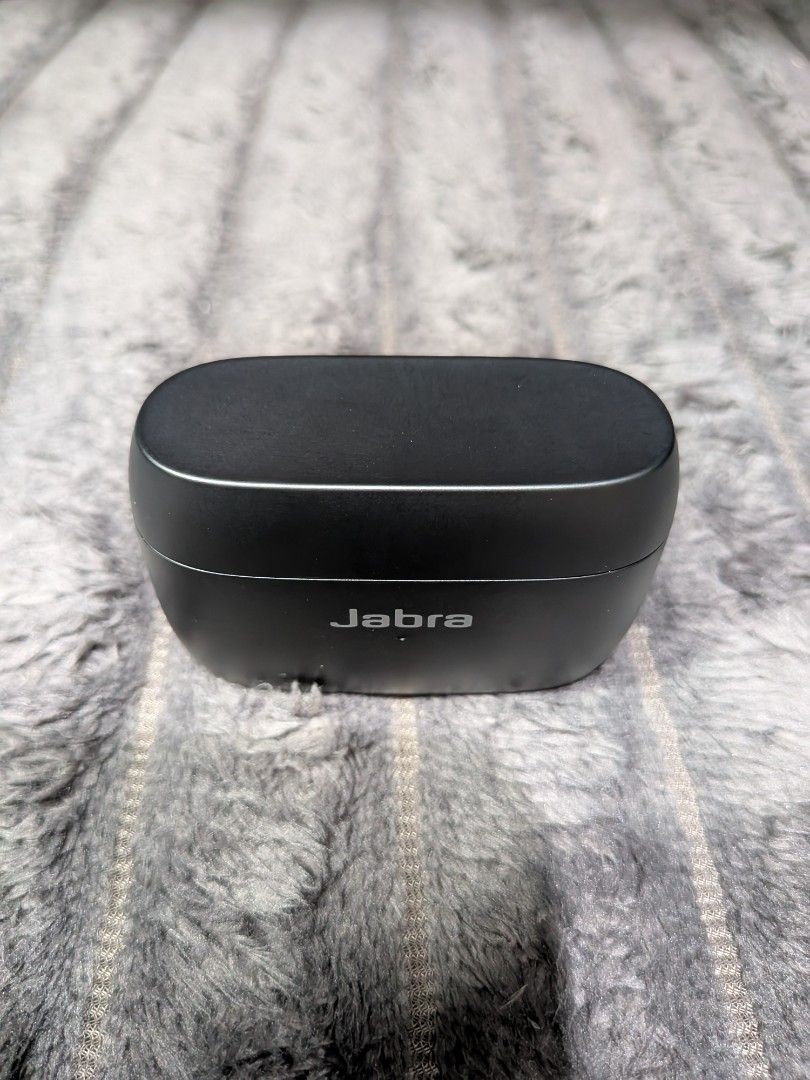Jabra Elite 4 Active True Wireless Earbuds Black (Category: Earphones) located in Quezon City. Submitted by imjonreyes (Listing ID 1468535105, Image 2). Description: Jabra Elite 4 Active – True Wireless Noise-Cancelling Earbuds Enjoy powerful sound and everyday convenience with the Jabra Elite 4 Active. Designed for workouts, commuting, and daily use, these earbuds feature Active Noise Cancellation (ANC), customizable sound, and a secure, comfort