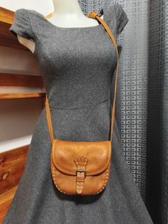 (Category: ) located in . Submitted by queenlyne_vintage_rare_finds (Listing ID 1468593278, Image 1). Description: .