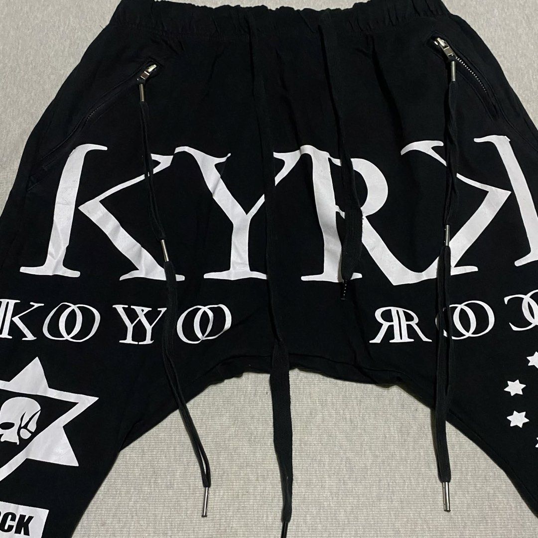 Japan Short (Category: Shorts) located in Mabalacat. Submitted by stellargarments (Listing ID 1468542478, Image 2). Description: ANG ANGAS NG DETAILS 😮‍💨🔥 Size : 30-36 (with drawstring) Length : 23 Condition : 9.5/10 SUPER SOLID SA PERSONAL GANDA NG DETAILS 4 ZIPPERED POCKETS GANDA MAHAHABA PULLER SUPER NICE & KINIS! VERY COMFY & SMOOTH ON SKIN NEED WASH NO MAJOR STAIN FRESH FROM BALE.