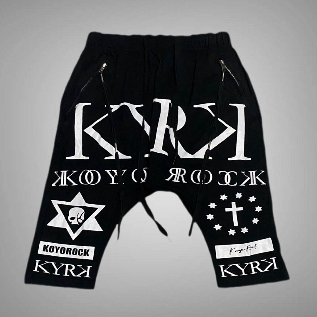 Japan Short (Category: Shorts) located in Mabalacat. Submitted by stellargarments (Listing ID 1468542478, Image 1). Description: ANG ANGAS NG DETAILS 😮‍💨🔥 Size : 30-36 (with drawstring) Length : 23 Condition : 9.5/10 SUPER SOLID SA PERSONAL GANDA NG DETAILS 4 ZIPPERED POCKETS GANDA MAHAHABA PULLER SUPER NICE & KINIS! VERY COMFY & SMOOTH ON SKIN NEED WASH NO MAJOR STAIN FRESH FROM BALE.