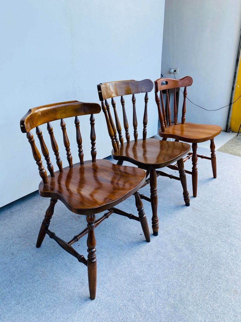 “JAPAN SURPLUS” 3PCS ASSORTED WINDSOR DINING CHAIRS (Category: Chairs) located in Bulacan. Submitted by monmon555 (Listing ID 1468674643, Image 2). Description: “JAPAN SURPLUS” 3PCS ASSORTED WINDSOR DINING CHAIRS SIZE: 18L” x 16W” x 17Sh” x 30H” inches 17L” x 16.5W” x 17Sh” x 31H” inches 18L” x 17W” x 16.5Sh” x 28H” inches (AS-IS ITEM) IN GOOD CONDITION.