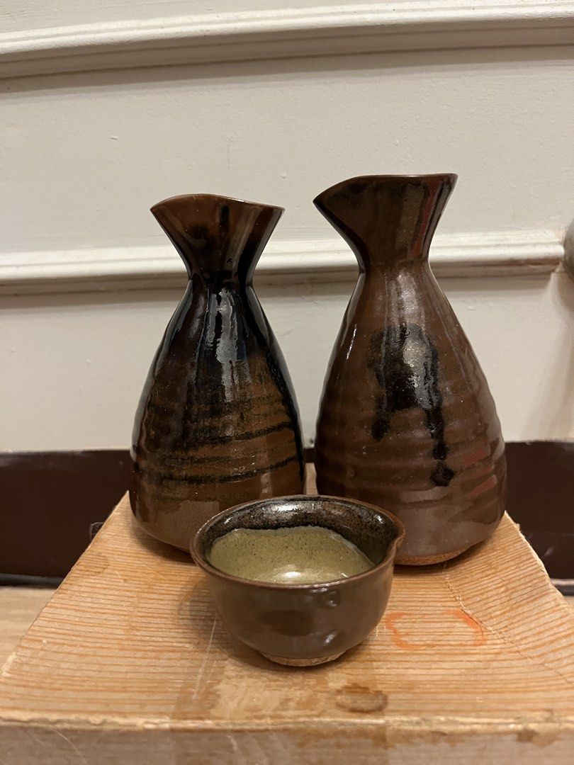 Japanese Ceramic Sake Set with Two Decanters and Cup (Category: Coffee & Tea Tableware) located in Quezon City. Submitted by metamerchant (Listing ID 1468608332, Image 2). Description: 5 inches tall.
