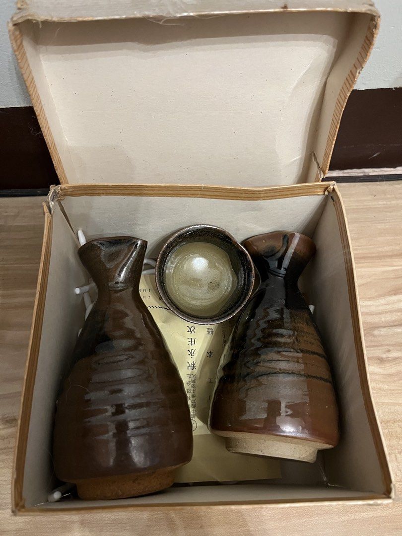 Japanese Ceramic Sake Set with Two Decanters and Cup (Category: Coffee & Tea Tableware) located in Quezon City. Submitted by metamerchant (Listing ID 1468608332, Image 1). Description: 5 inches tall.