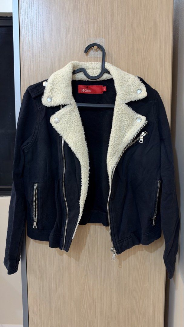 Jeans red label black fleece biker jacket (Category: Coats, Jackets and Outerwear) located in Quezon City. Submitted by declutterw_v (Listing ID 1468681831, Image 1). Description: - Style: Black denim biker jacket with contrasting cream shearling collar and lapels - Hardware: Silver-tone metal with asymmetrical front zipper - Pockets: Functional zipped pockets on sides and chest - Fit: Trendy cropped length with structured cotton blend fabric - D