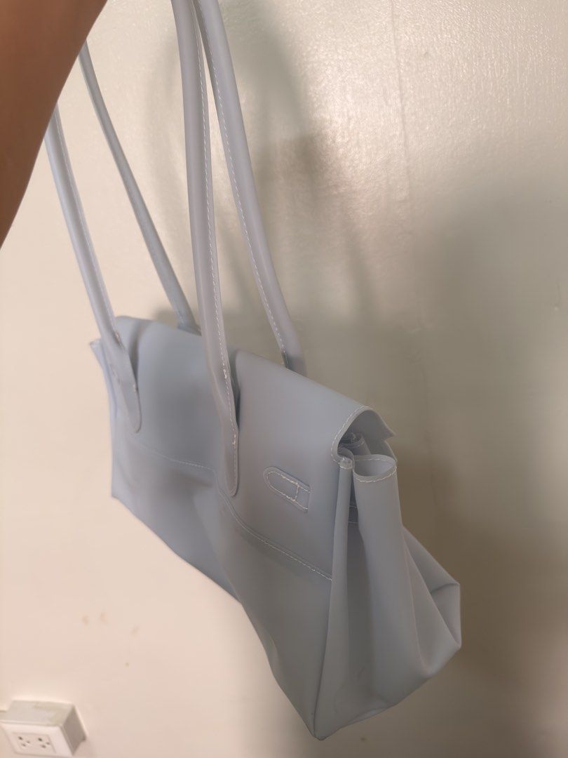 Jelly Firkin Bag (Category: Shoulder Bags) located in Manila. Submitted by asdfghkat (Listing ID 1468563516, Image 3). Description: Jelly Firkin Bought from The Dollhouse China Pasabuy Used once. RFS: Decluterring.