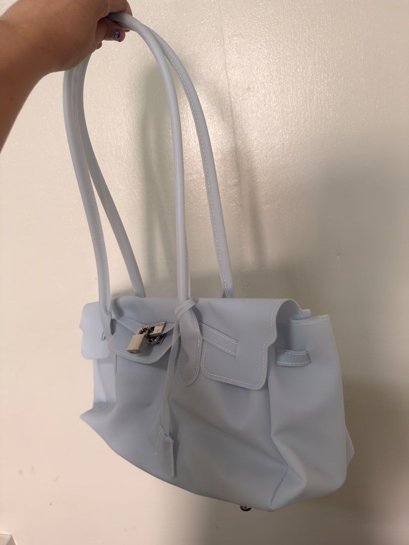 Jelly Firkin Bag (Category: Shoulder Bags) located in Manila. Submitted by asdfghkat (Listing ID 1468563516, Image 2). Description: Jelly Firkin Bought from The Dollhouse China Pasabuy Used once. RFS: Decluterring.