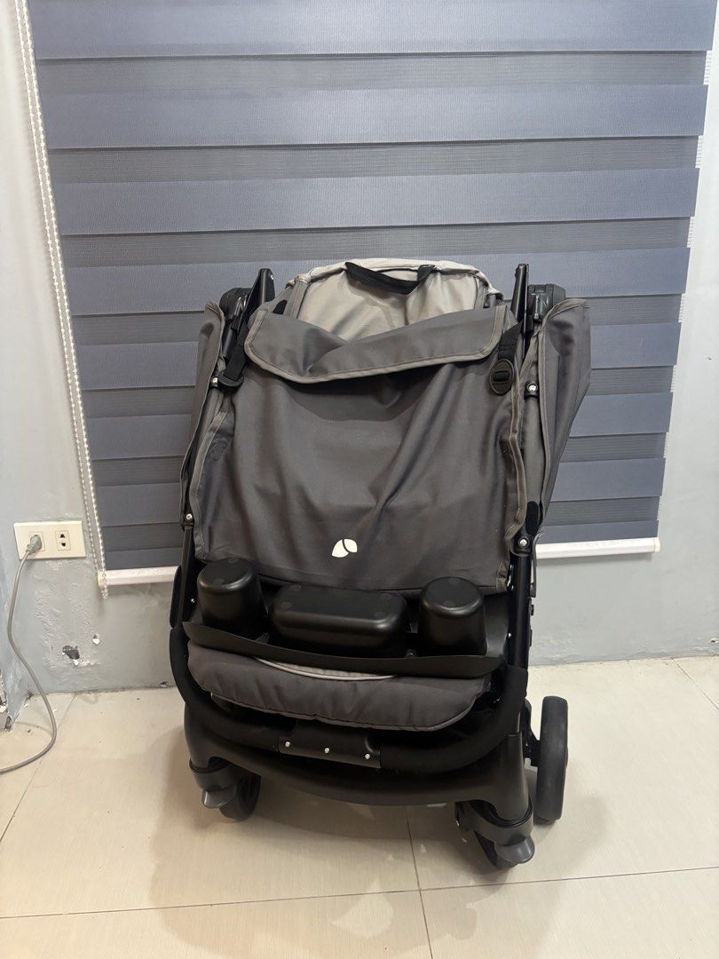 Joie Grey Stroller with Infant Car Seat (Category: Strollers) located in Bulacan. Submitted by xpkim (Listing ID 1468551778, Image 3). Description: - Complete Joie travel system including stroller and matching infant car seat - Neutral grey fabric suitable for boys or girls - Convenient built-in parent tray with cup holders - Adjustable canopy for sun protection - Spacious storage basket underneath for bags and essentials - Used only several time