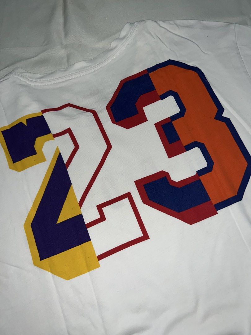 Jordan DNA shirt (Category: Tshirts & Polo Shirts ) located in Las Pinas. Submitted by rdcthriftedshop (Listing ID 1468696180, Image 3). Description: FREE SHIPPING FEE 📦 Jordan DNA shirt Size XL on tag (Can fit to Large) Width: 21 Length: 27 Color rate: 10/10 Condition: Excellent Condition Pin hole CHECK LAST PIC.
