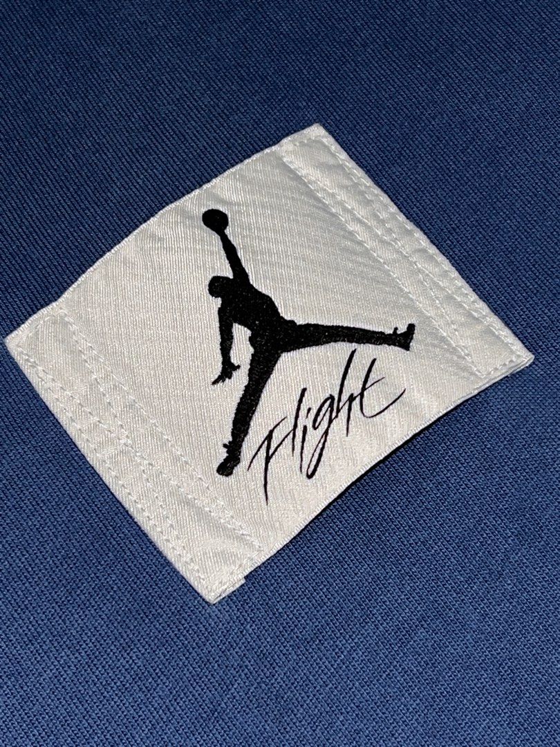 Jordan Flight Patch Logo (Category: Tshirts & Polo Shirts ) located in Las Pinas. Submitted by rdcthriftedshop (Listing ID 1468683203, Image 2). Description: FREE SHIPPING FEE 📦 Jordan Flight Patch Logo Size Medium OVERSIZED FIT on tag (Best Fit Large and XL) Width: 23 Length: 28 Color rate: 9.5/10 Condition: Excellent Condition No Issue (One dot light stain).