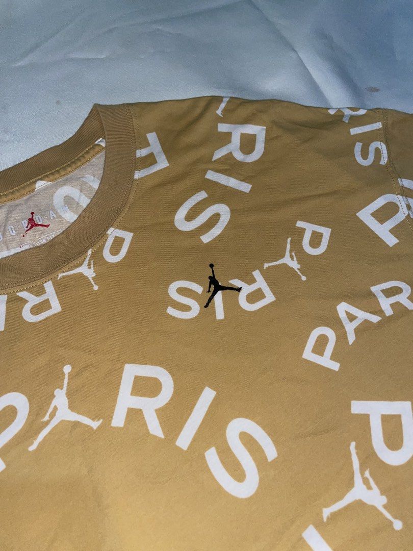 Jordan Paris AOP Crop Top (Category: Others Tops) located in Las Pinas. Submitted by rdcthriftedshop (Listing ID 1468682791, Image 2). Description: FREE SHIPPING FEE 📦 Jordan Paris Crop Top Size Large on tag Width: 22 Length: 20 Color rate: 10/10 Condition: Good as NEW condition No Issue.