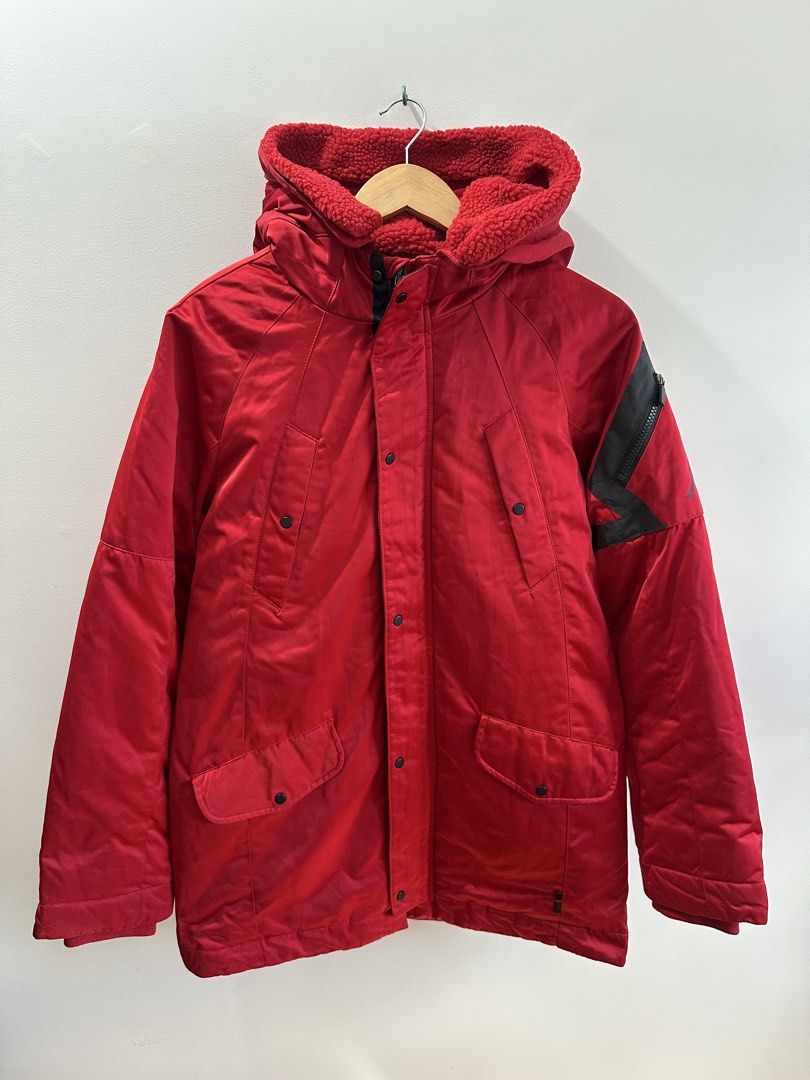 Jordan Winter Jacket (Category: Coats, Jackets and Outerwear) located in Baguio. Submitted by .daryl (Listing ID 1468649682, Image 1). Description: Youth XL fits small to medium 20 width 29 length .