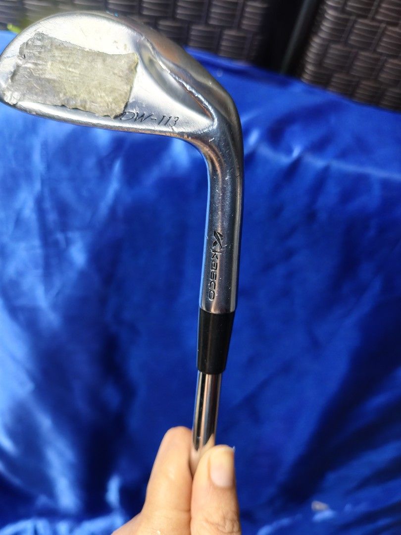 Kasco dolphin wedge 58° (Category: Golf) located in Manila. Submitted by meiyeon2 (Listing ID 1468710446, Image 2). Description: right handed club it has lead attach for additional weight. it's removable. golf pride grip steel shaft.