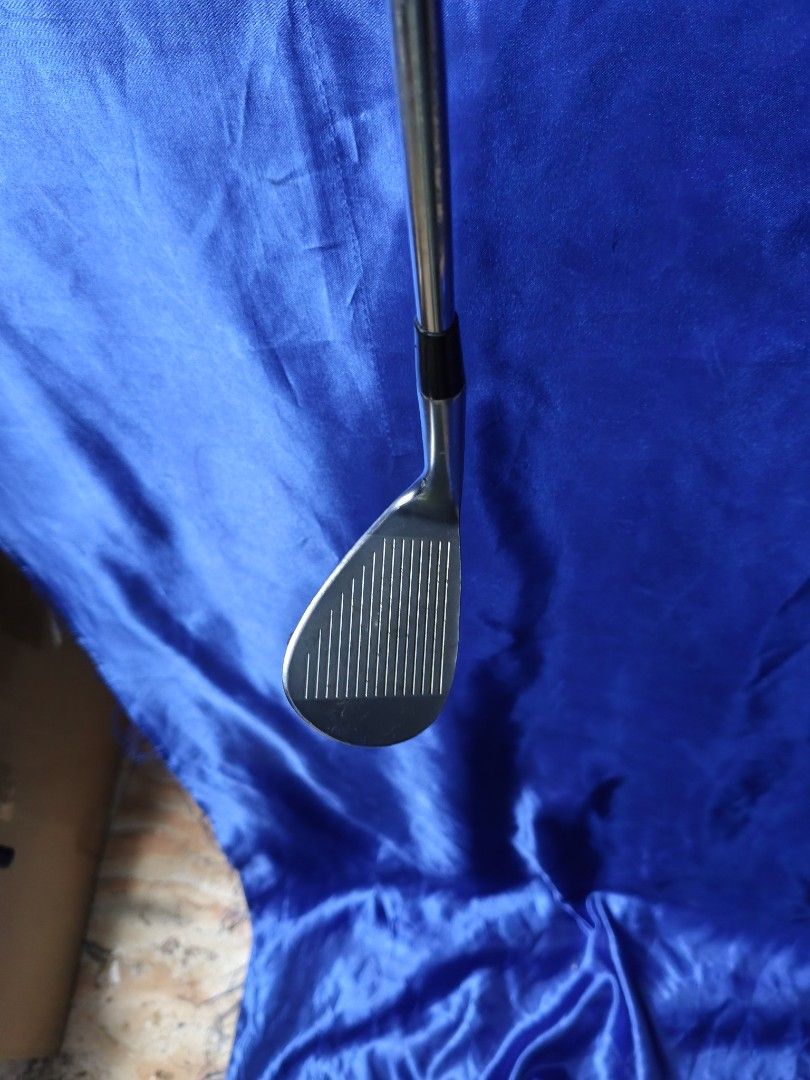 Kasco dolphin wedge 58° (Category: Golf) located in Manila. Submitted by meiyeon2 (Listing ID 1468710446, Image 3). Description: right handed club it has lead attach for additional weight. it's removable. golf pride grip steel shaft.