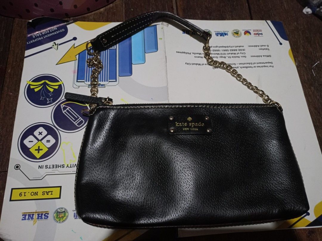 Kate spade Kili bag (Category: Shoulder Bags) located in Manila. Submitted by raymund2501 (Listing ID 1468642825, Image 1). Description: for sale 2k Kate spade Kili bag excellent condition orig ykk zipper.
