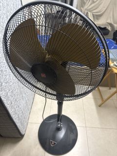 (Category: ) located in . Submitted by daveydave98 (Listing ID 1468710641, Image 1). Description: .