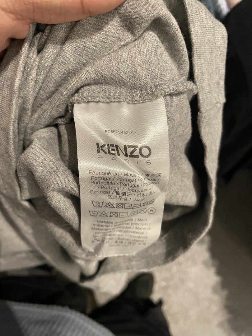 Kenzo College Classic Tee (Category: Tshirts & Polo Shirts ) located in Angeles City. Submitted by wa2si (Listing ID 1468649395, Image 3). Description: Size: XL Excellent condition No flaws.