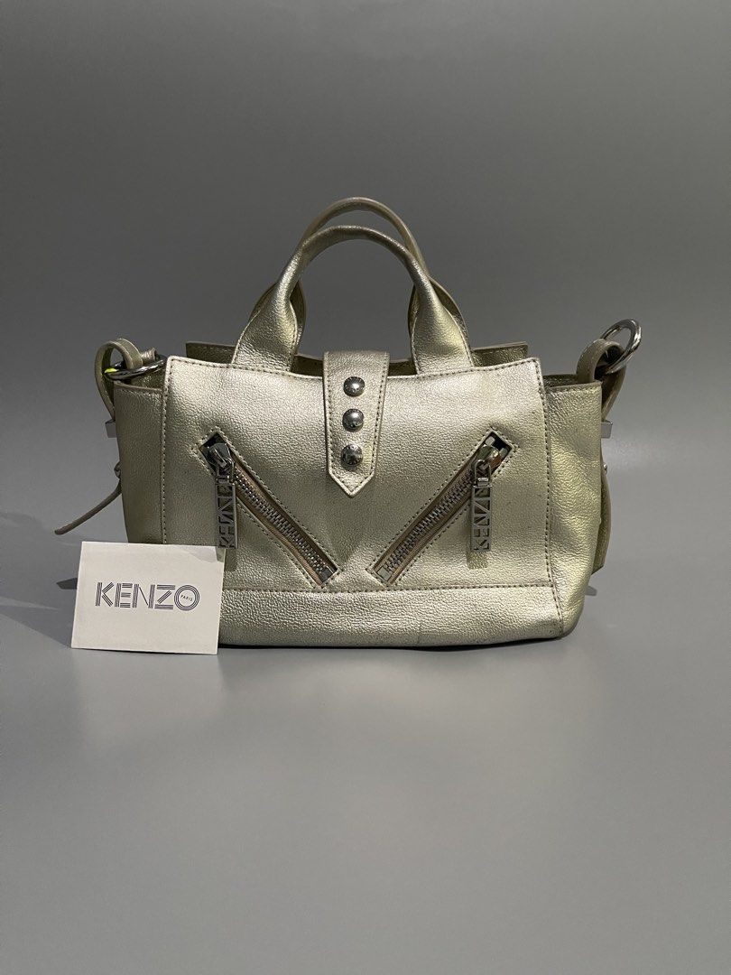 Kenzo kalifornia bag (Category: Luxury Bags & Wallets) located in Manila. Submitted by pinedadelr45927 (Listing ID 1468610998, Image 2). Description: Excellent condition .