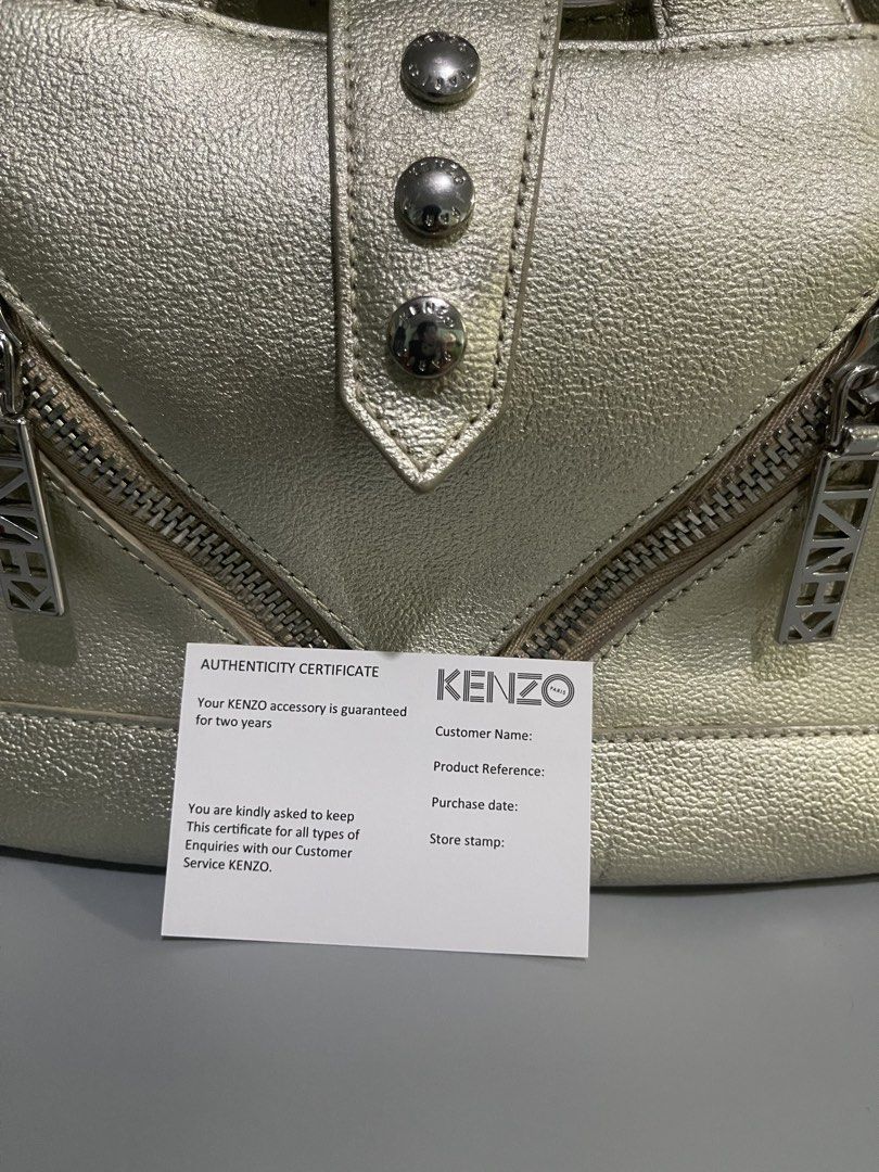 Kenzo kalifornia bag (Category: Luxury Bags & Wallets) located in Manila. Submitted by pinedadelr45927 (Listing ID 1468610998, Image 3). Description: Excellent condition .