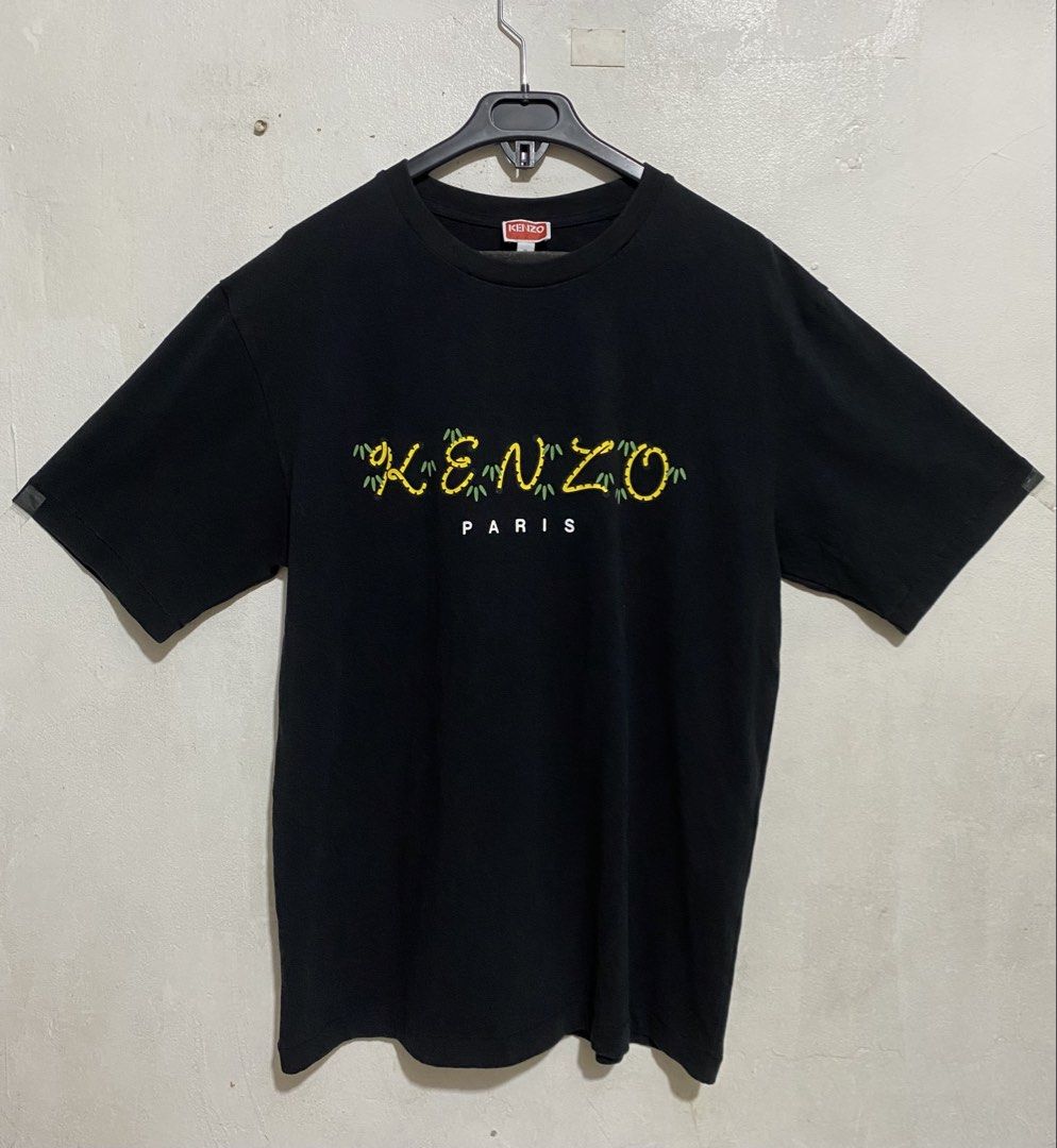 KENZO PARIS RED TAG AUTHENTIC SHIRT (Category: Tshirts & Polo Shirts ) located in Manila. Submitted by brndn.rgld (Listing ID 1468668765, Image 1). Description: 21 Width 28 Length Like new condition No issue Dm ur sure offer only.
