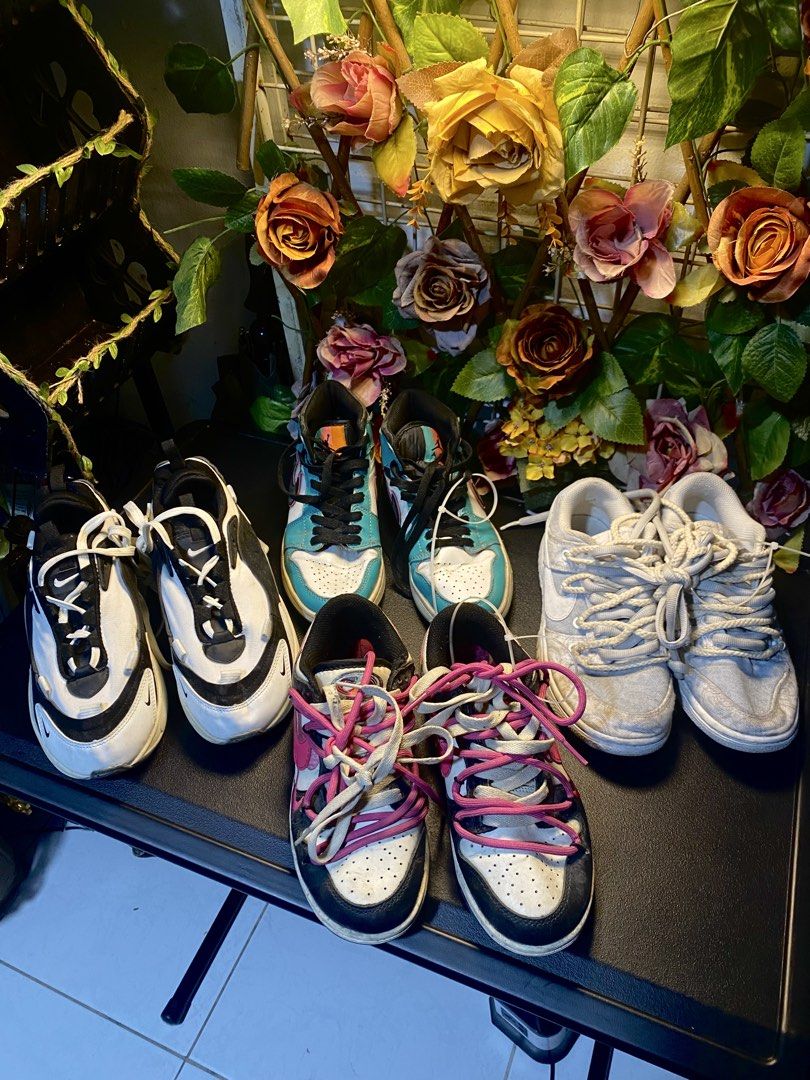 Kids nike shoes (Category: Babies & Kids Fashion) located in Caloocan City. Submitted by mzmarsz (Listing ID 1468628256, Image 1). Description: Ukay ukay AS IS item No RESERVATION Pauhanan lang po Kayo na po sumipat ng item. Kids shoes Age 7 up.