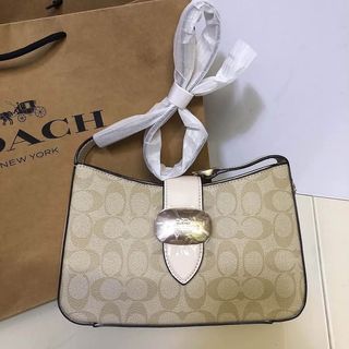 (Category: ) located in . Submitted by lecha201992 (Listing ID 1468559907, Image 1). Description: .