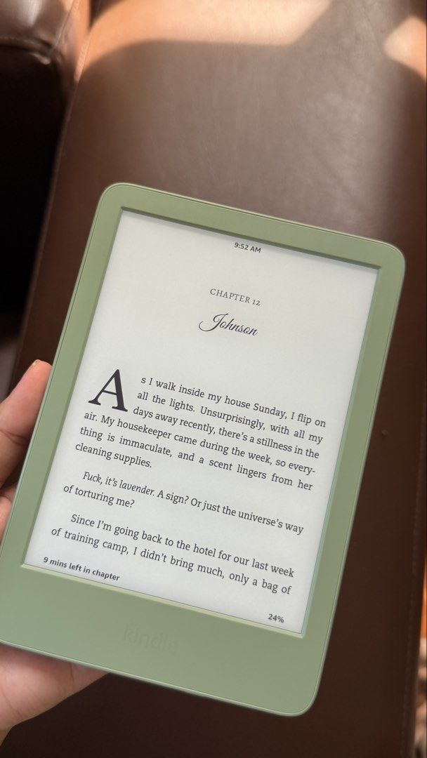 Kindle Basic (Category: E-Readers) located in Las Pinas. Submitted by plp25 (Listing ID 1468607136, Image 3). Description: Kindle Basic in Matcha with no ads under warranty .