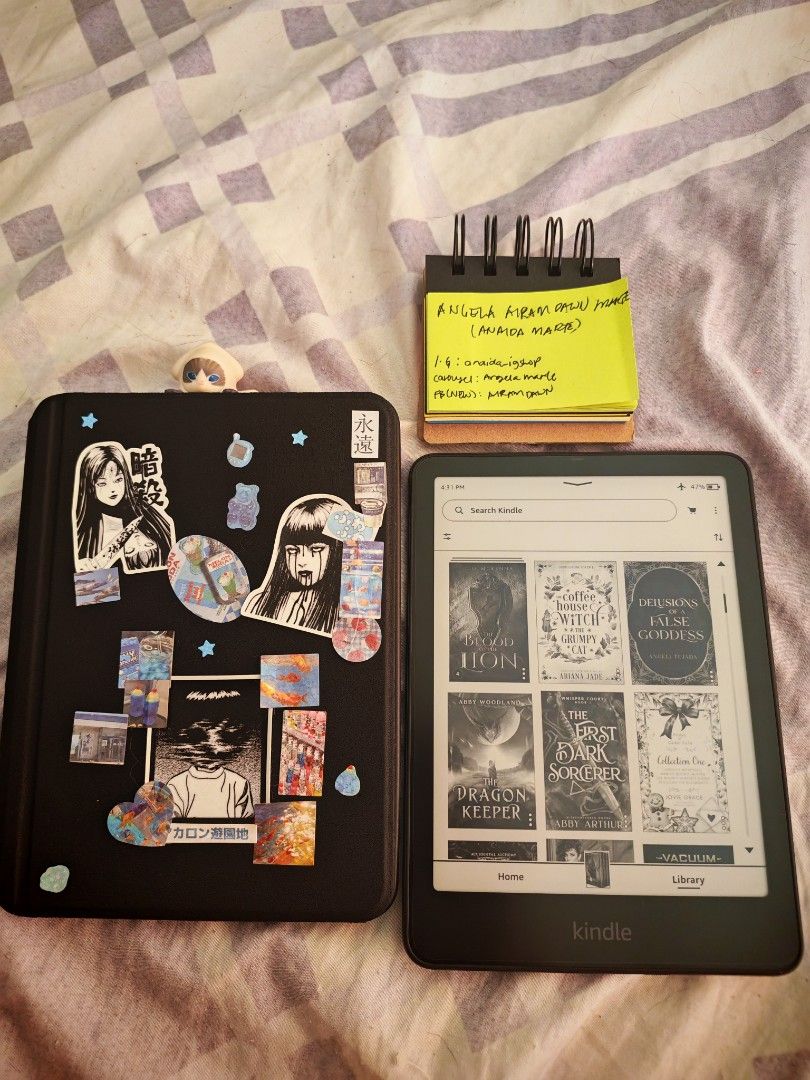 Kindle PPW 12 SE - Metallic Black (Category: E-Readers) located in Marikina City. Submitted by anggeankur (Listing ID 1468580468, Image 1). Description: RFS: Extra Ereader | Declutter -NON- Negotiable (Pass sa barat) - I barely use it bc I have multiple E-readers. - Inclusions: Original box and unused type C cord + Black detachable case + used & new skins and insert. - Installed Screen protector - I bought it around mid April this year so it's in