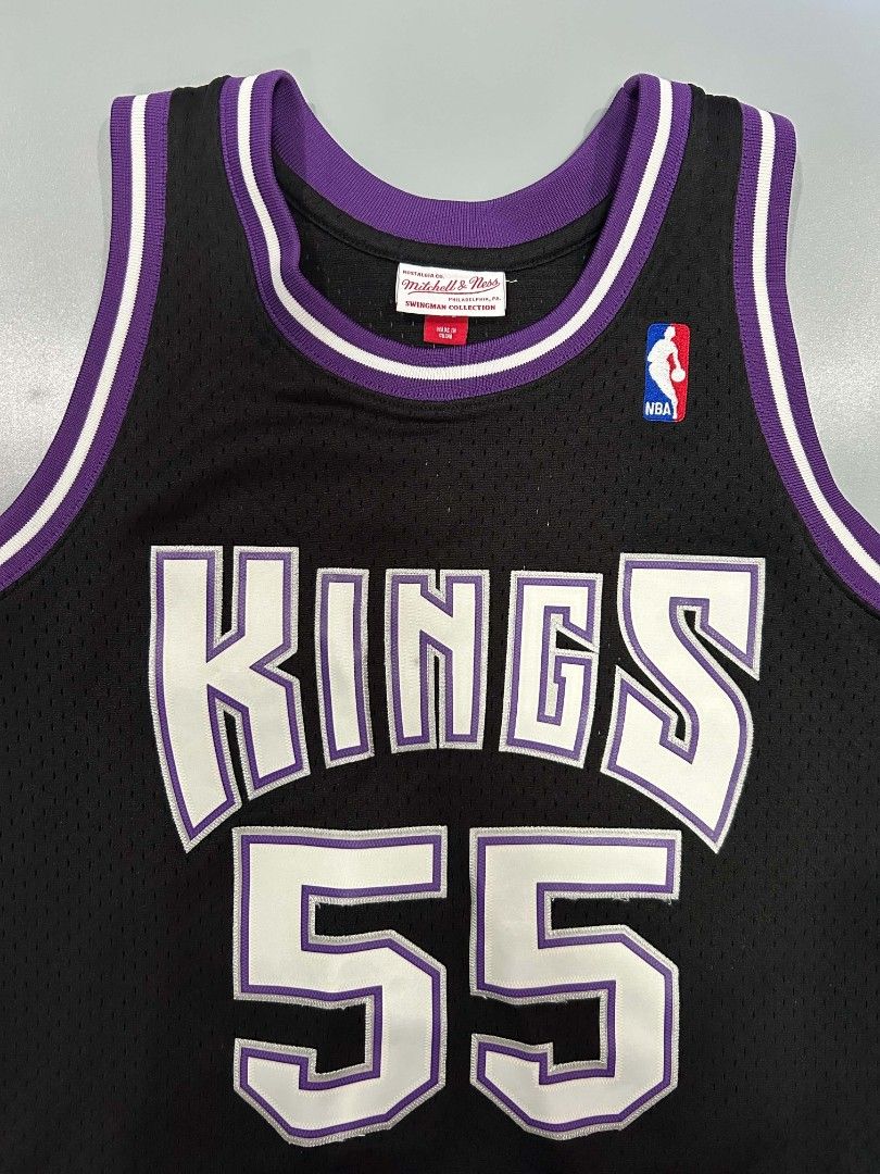 Kings mitchell and Ness jersey williams (Category: Activewear) located in Santa Rosa. Submitted by _ba_mo_si_ (Listing ID 1468522358, Image 2). Description: Plus sf Medium 20.5 width 30 length 3499 plus sf Dm.